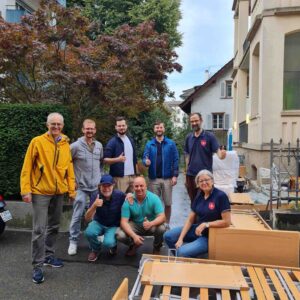José Luis Balmaceda, Presidente de Sinergia Humanitaria comparte con representantes de distintas entidades sociales europeas.